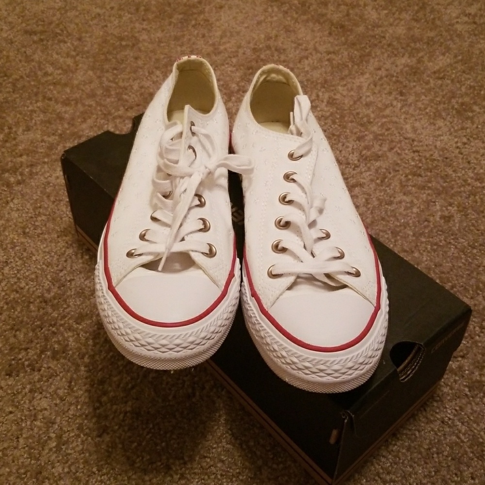 Shoes - Picture 4 of 4